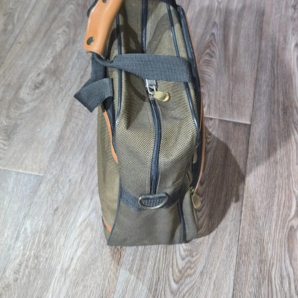 Gamma Travel Bag Luggage Carry On Weekender Duffle‎ Tan Black